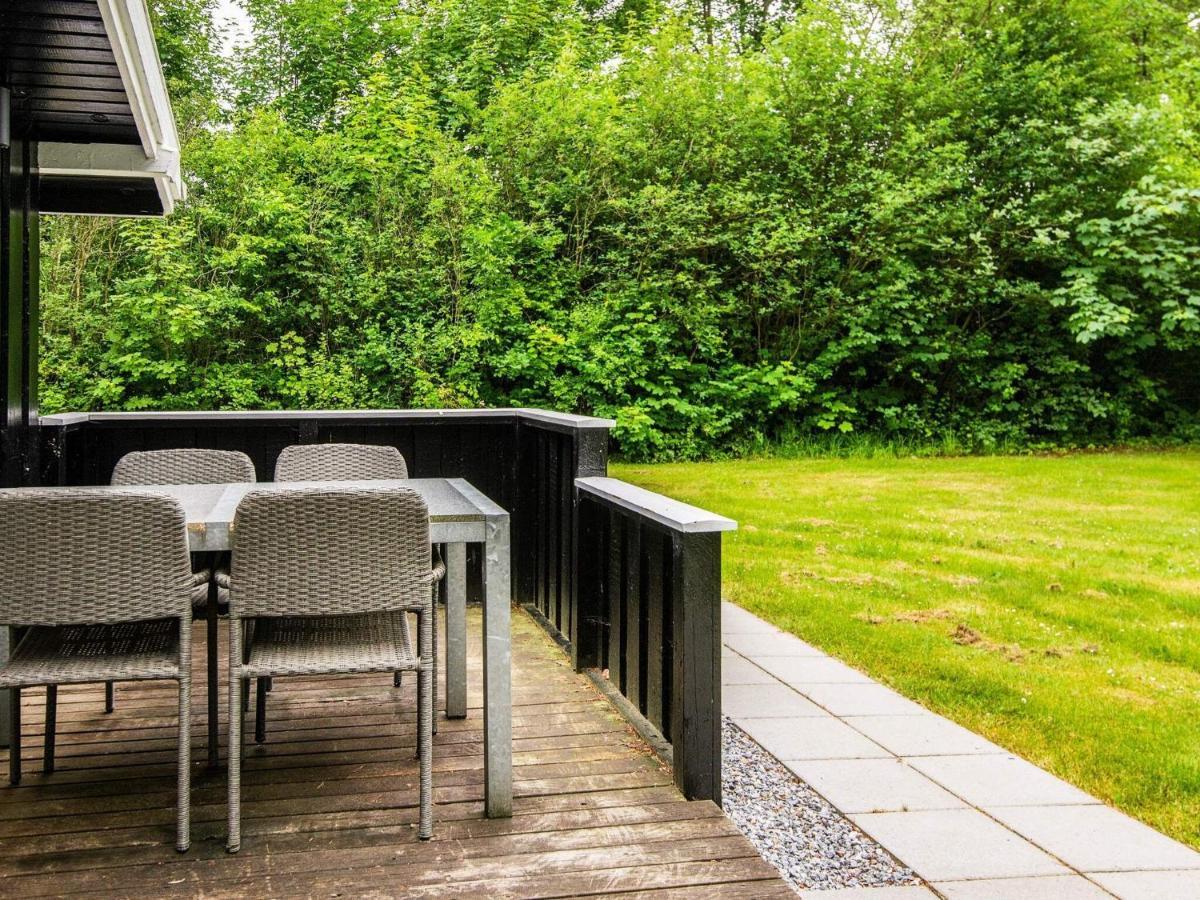 5 Person Holiday Home In Oksb L Dyreby Экстерьер фото